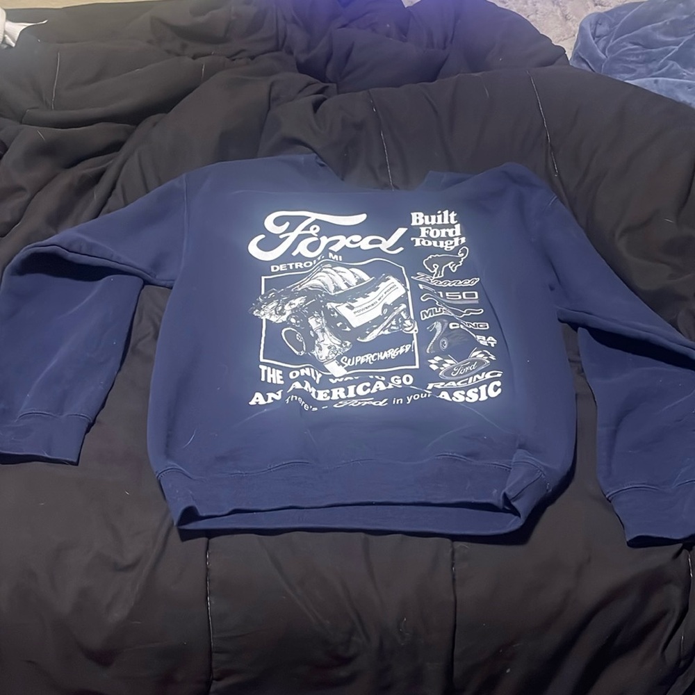 never worn it and it’s pretty much new